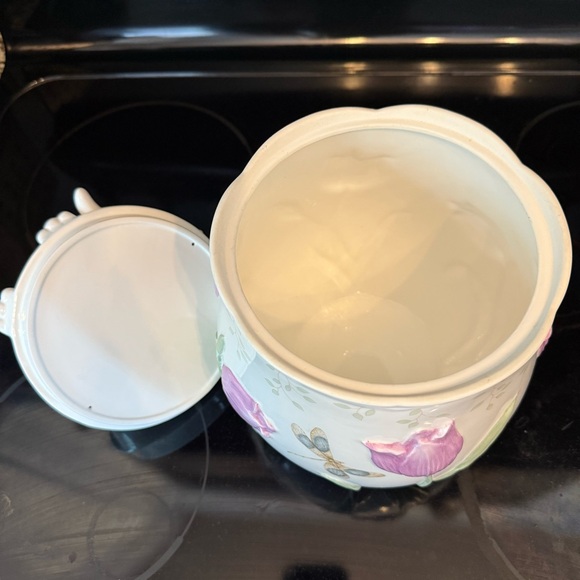 Lenox Butterfly Meadow® Kitten Cookie Jar - Picture 3 of 5